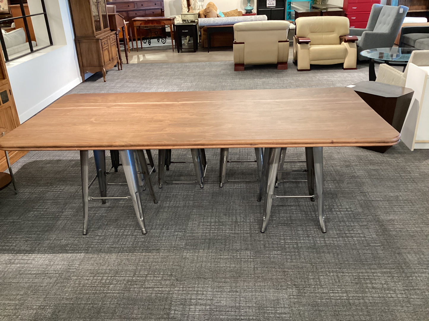 Fubu Creation Dining Set