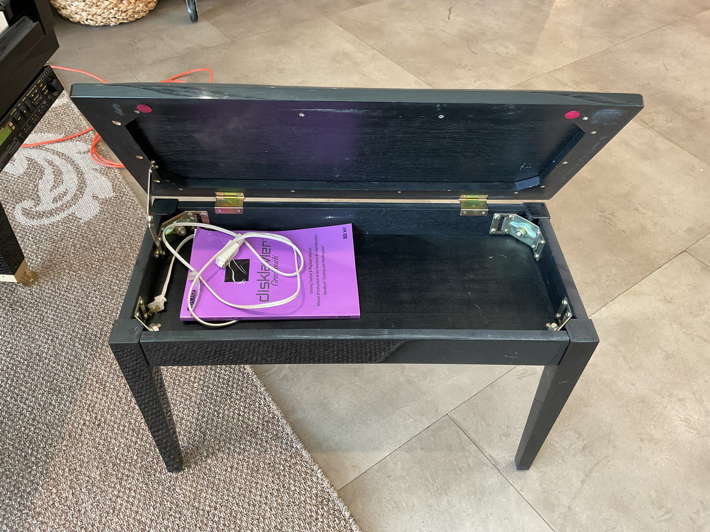 Petite Grand Piano (Electric)