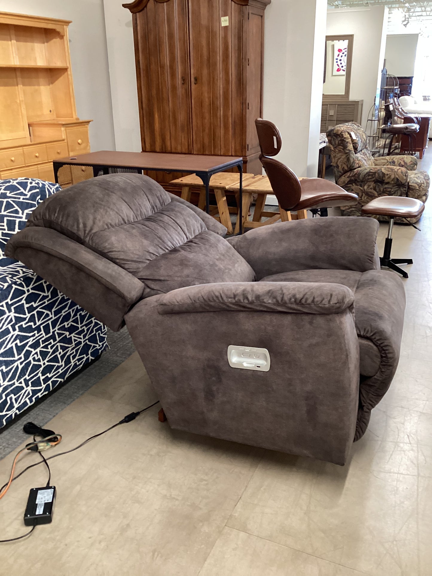 Move It, Move It Recliner