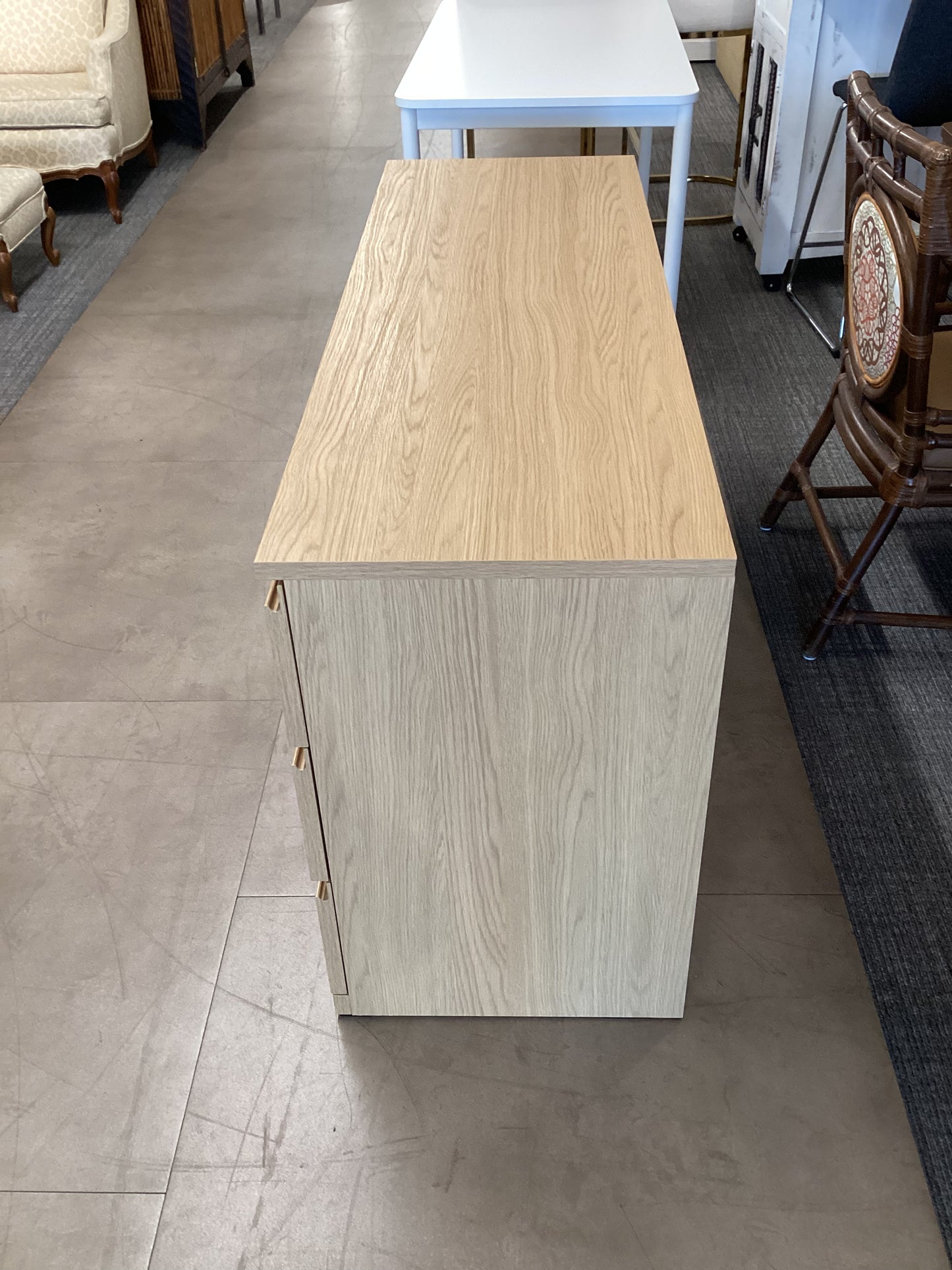 Star Crunch Dresser