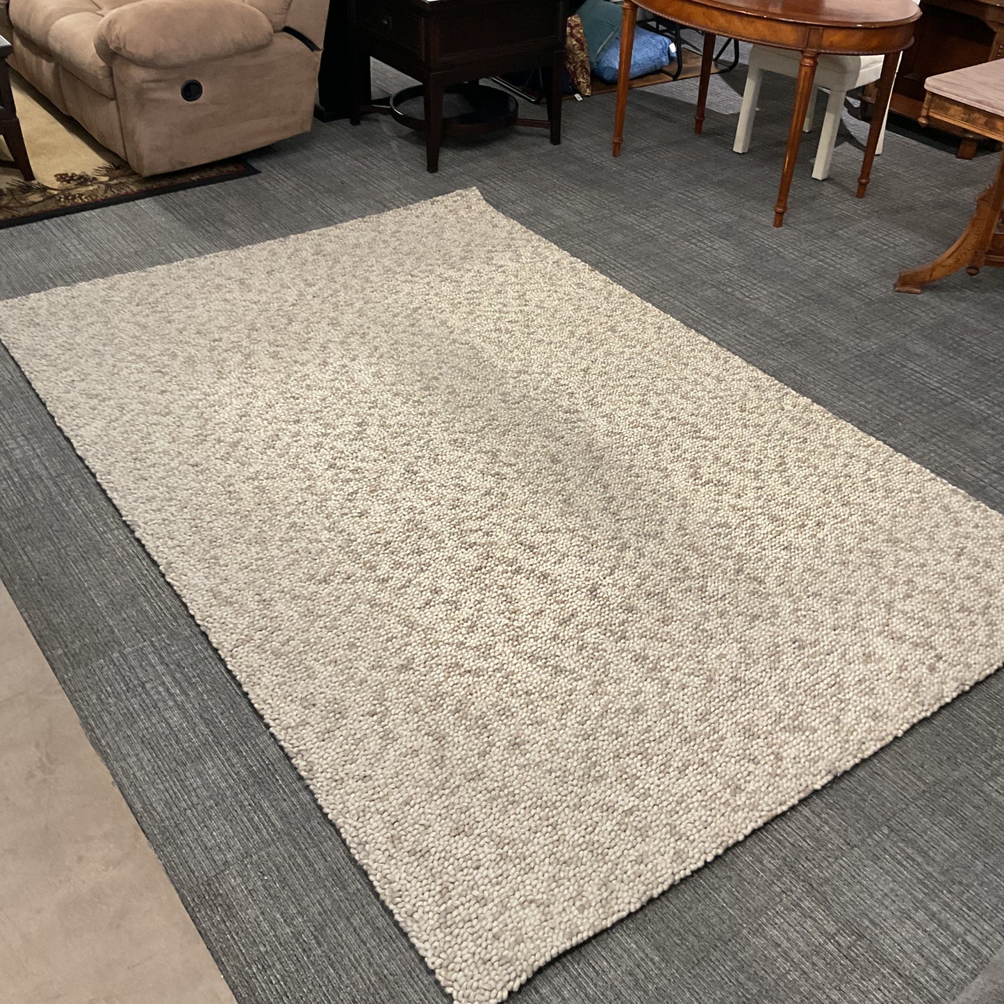 Looper Rug (R066)