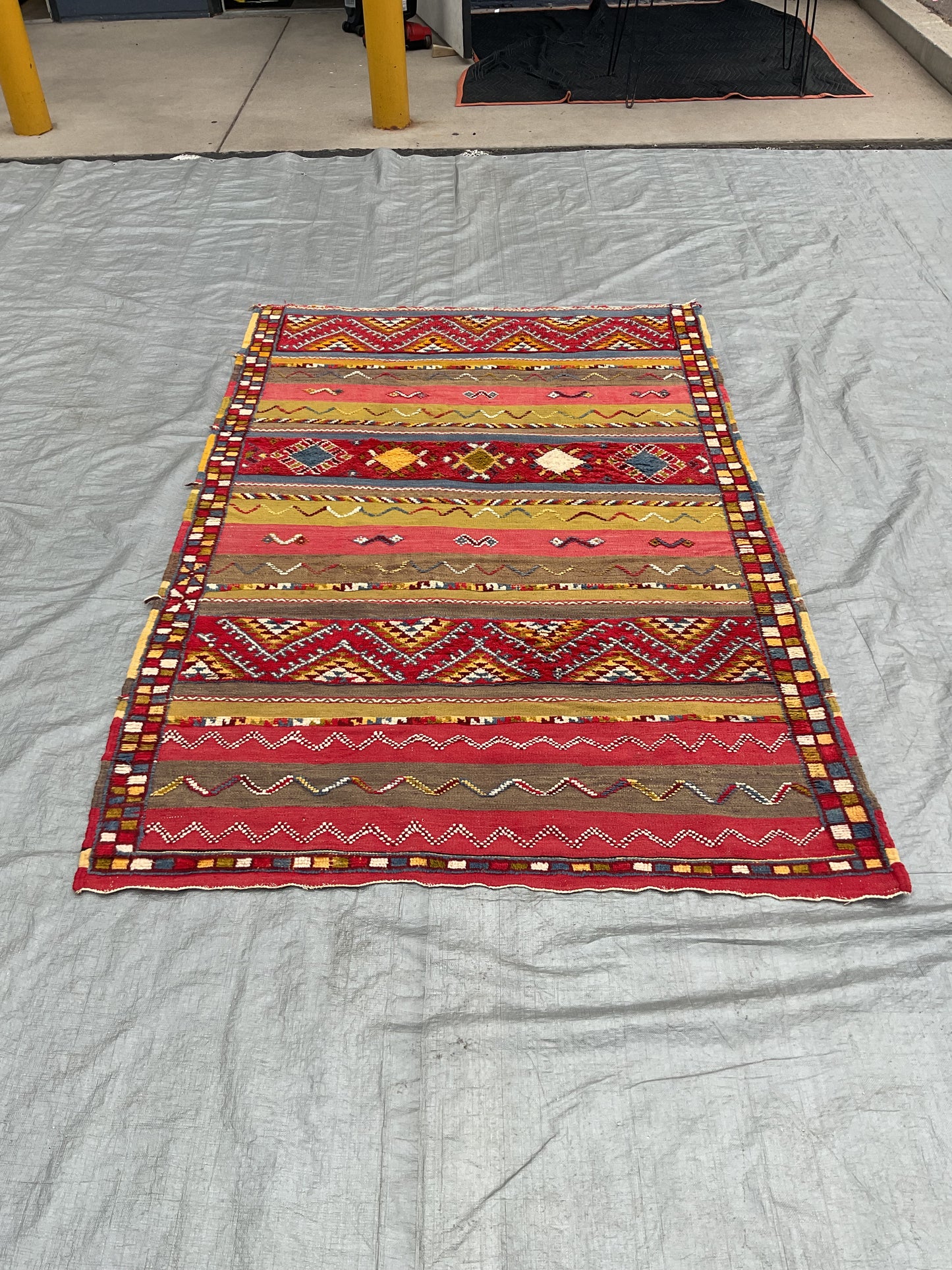 Wiggles Rug (R076)