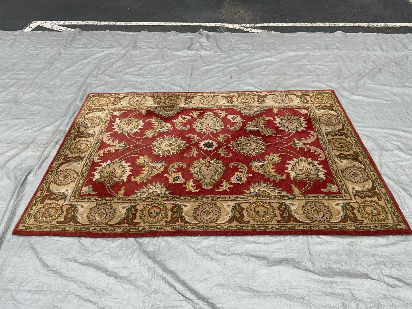 Tradish Rug (R077)