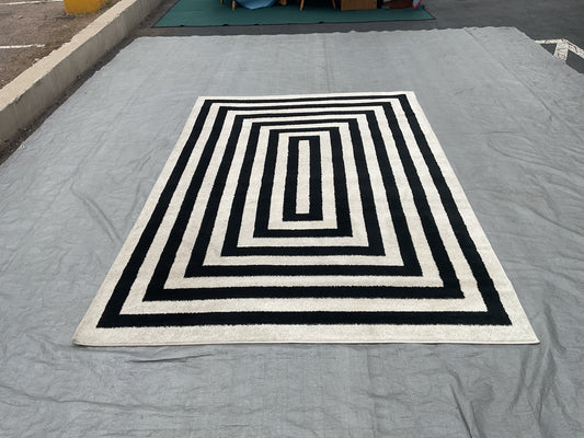 Beetle Juice Rug (R080)
