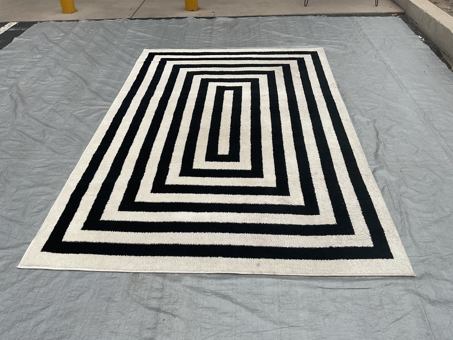 Beetle Juice Rug (R080)