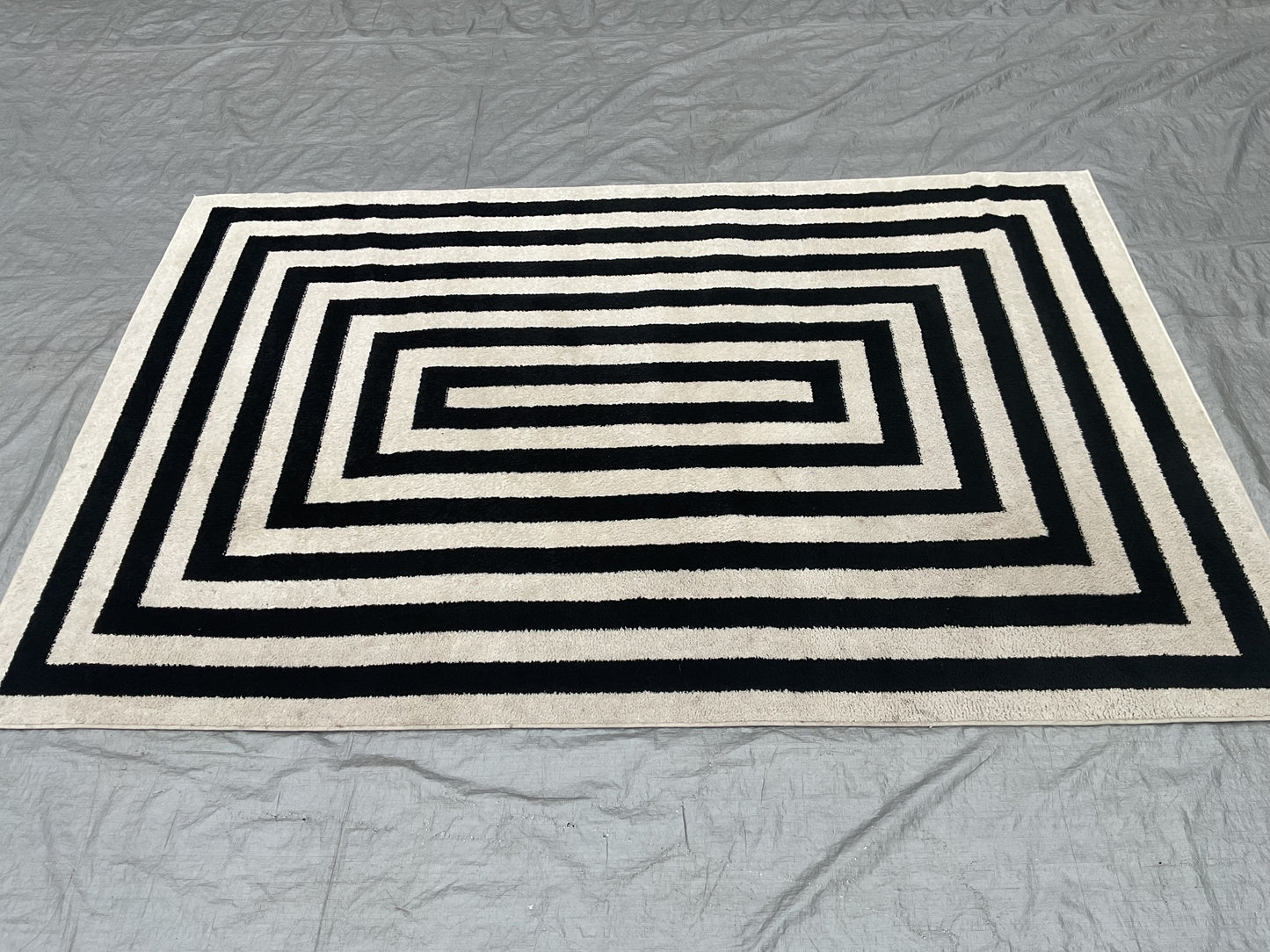 Beetle Juice Rug (R080)