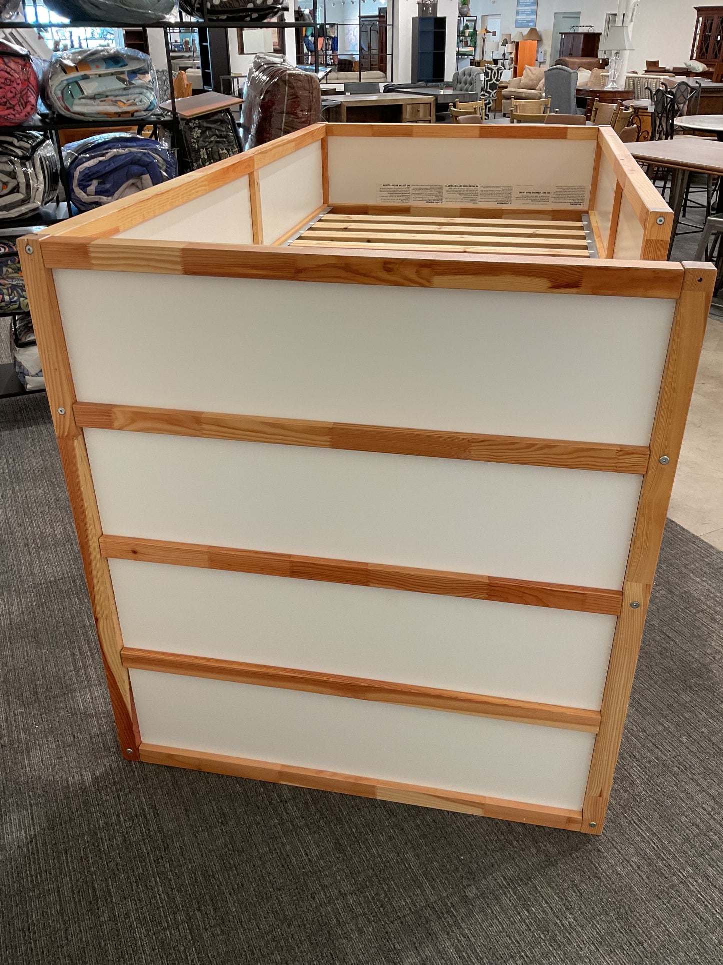 Reverse Twin Bed (B086)