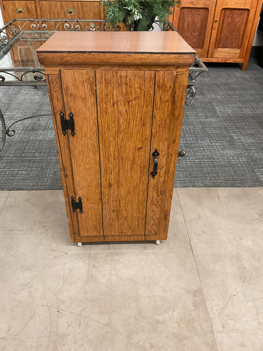 Storage Cabinet on Wheels