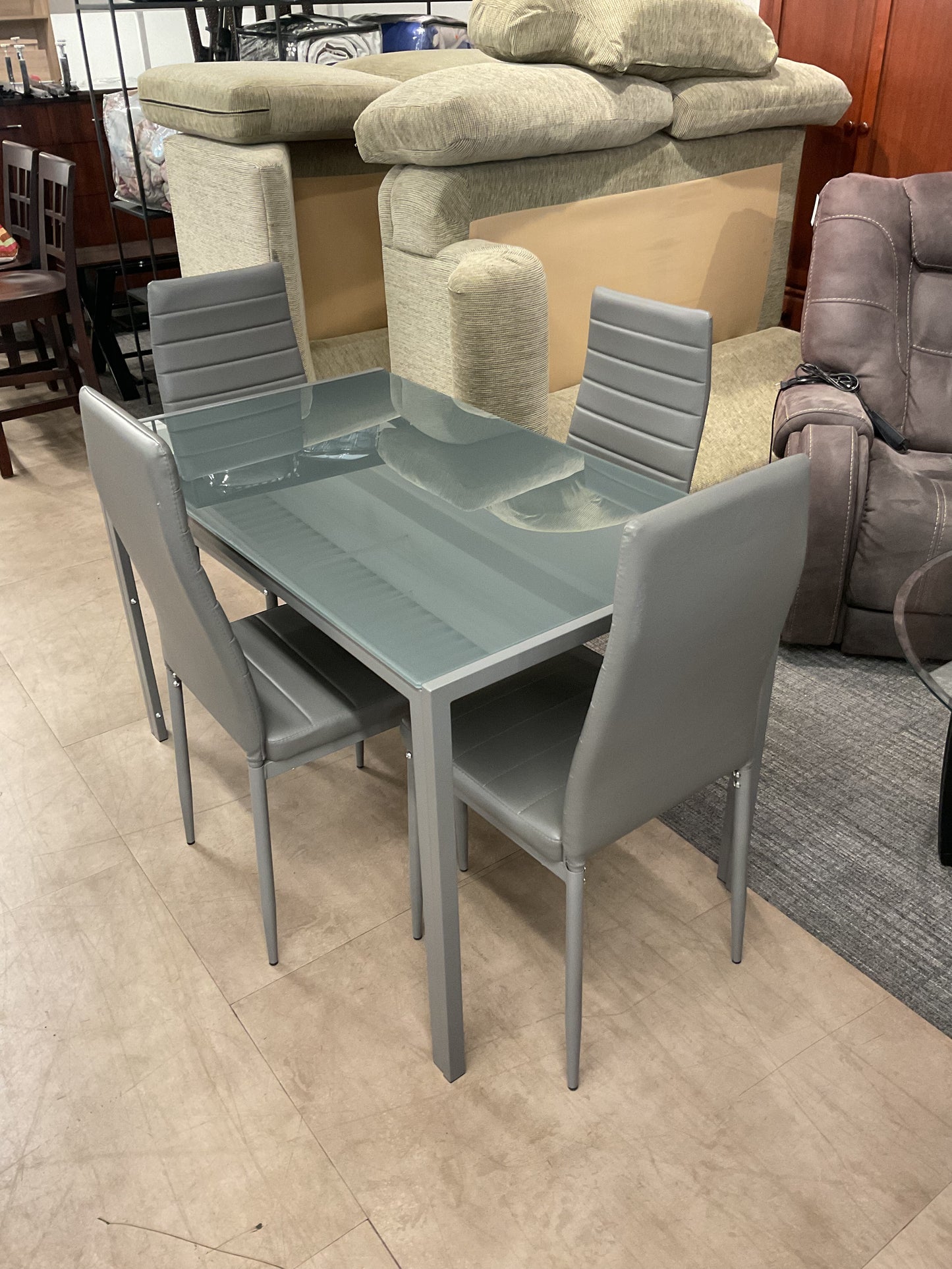 Jimmeny Crickets Dining Set