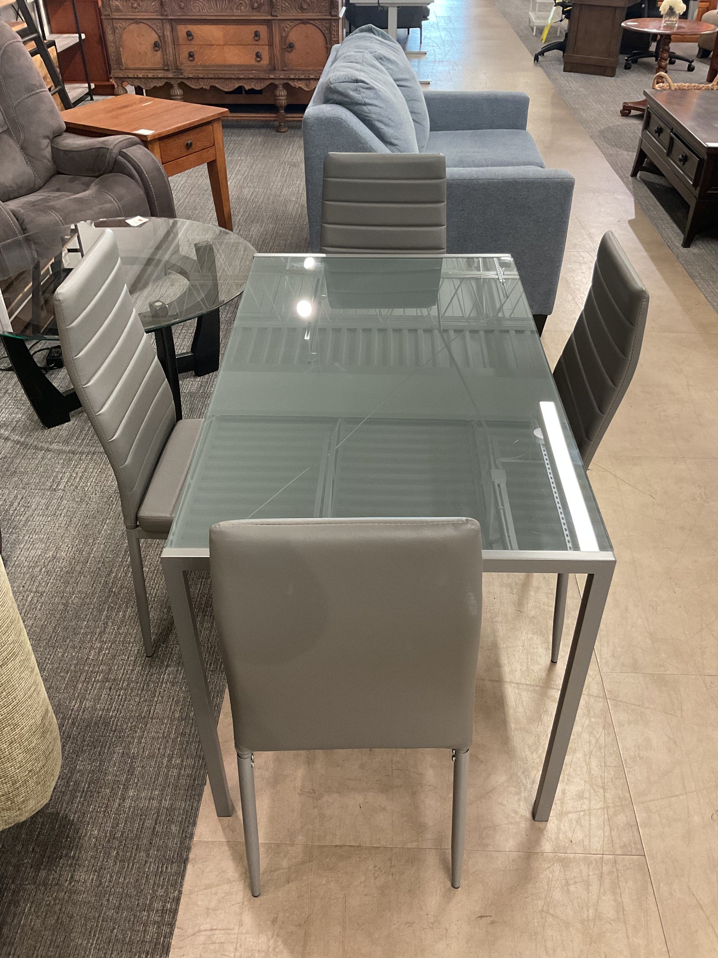 Jimmeny Crickets Dining Set