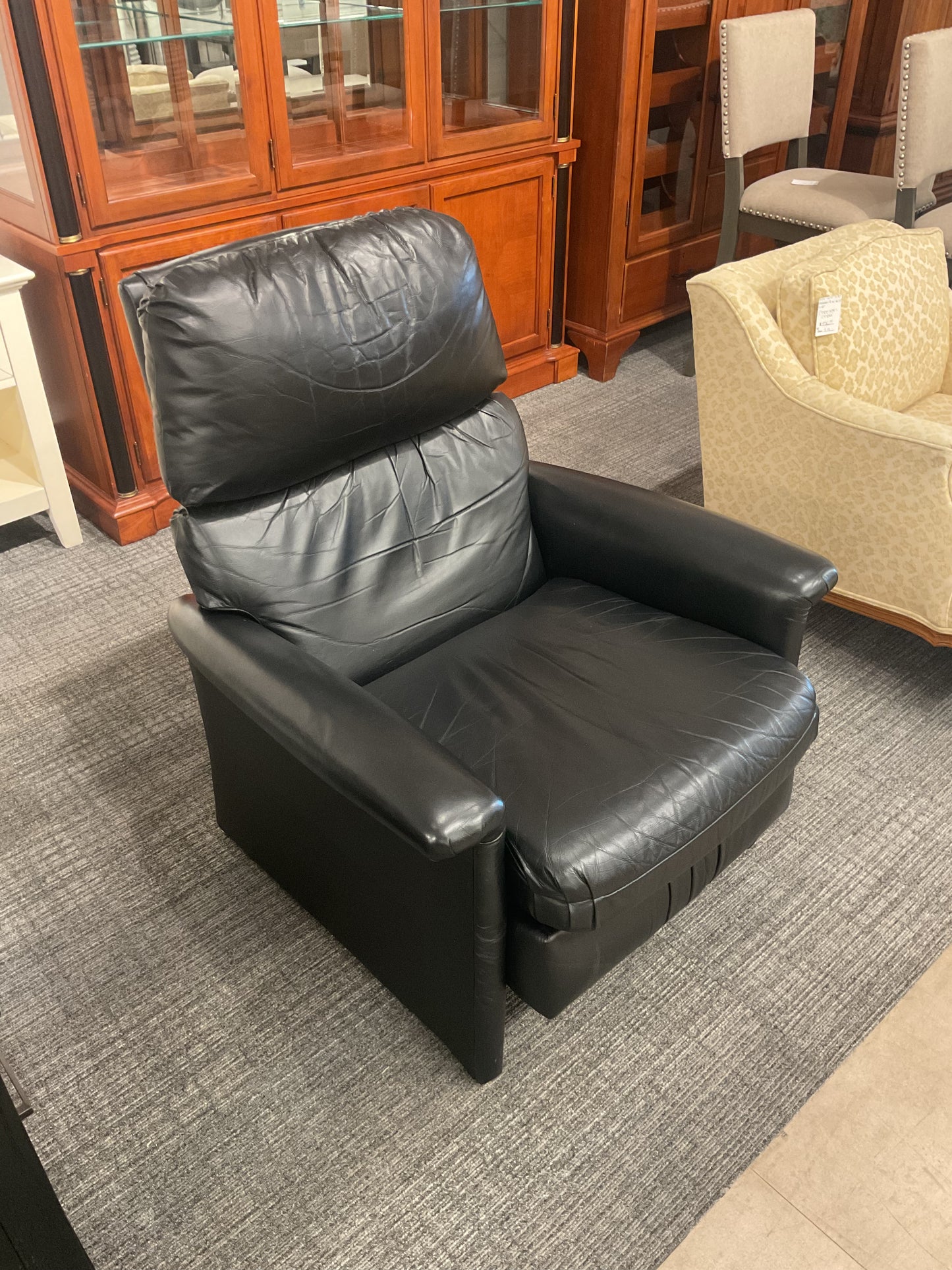 Extended Recliner Chair