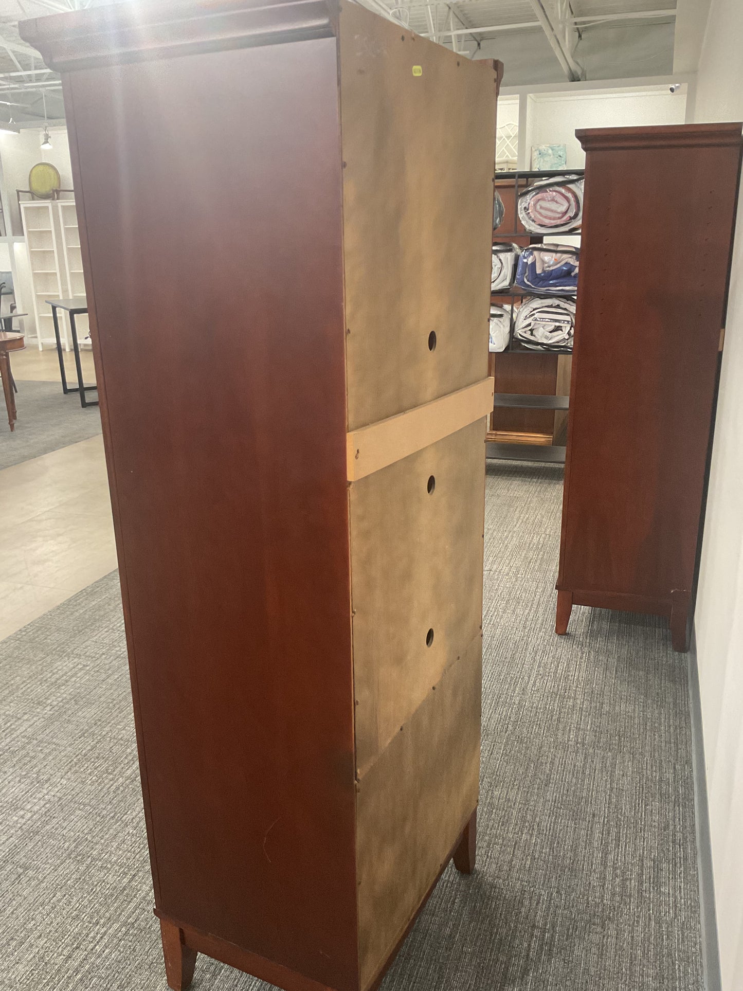 Right Side Cabinet
