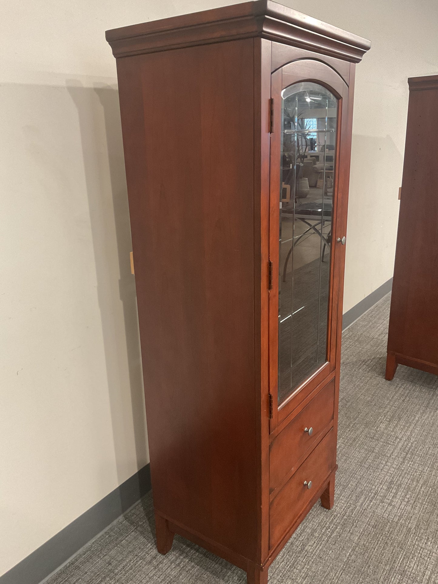 Left Side Cabinet