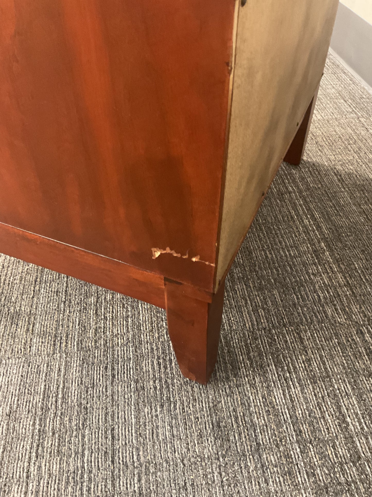 Left Side Cabinet
