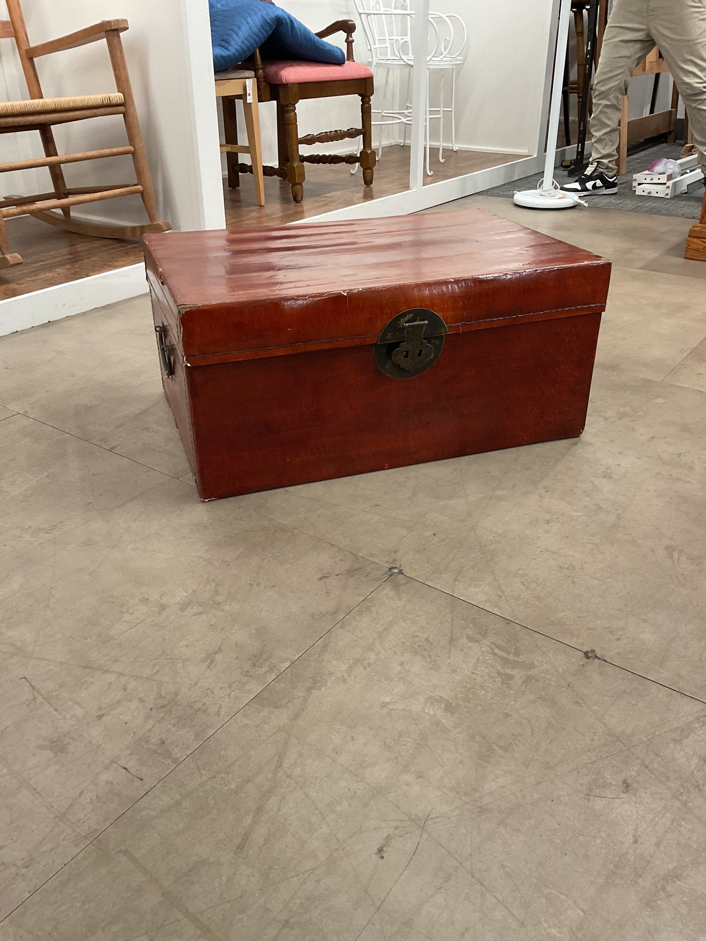 Red Chinese Trunk