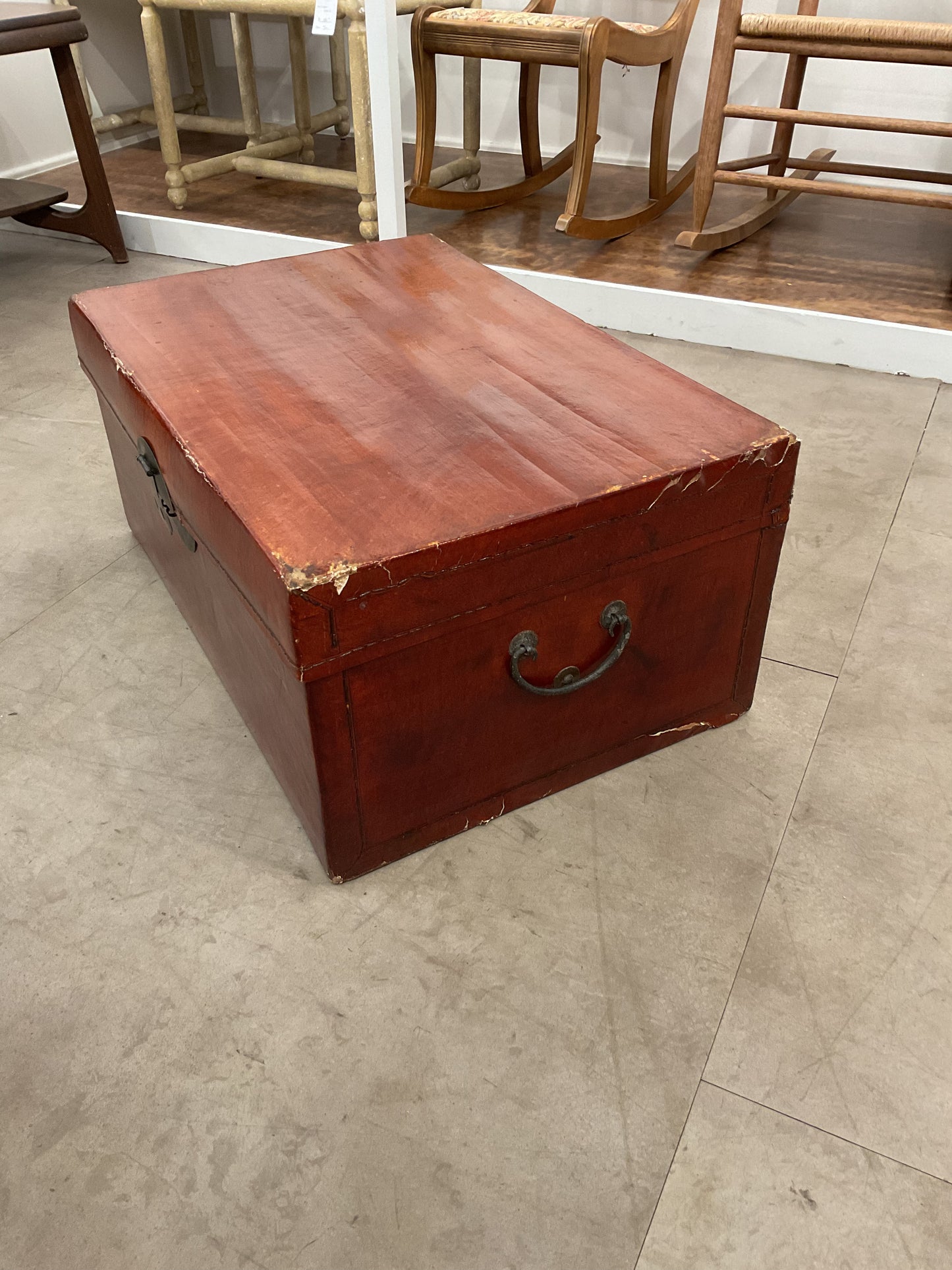 Red Chinese Trunk