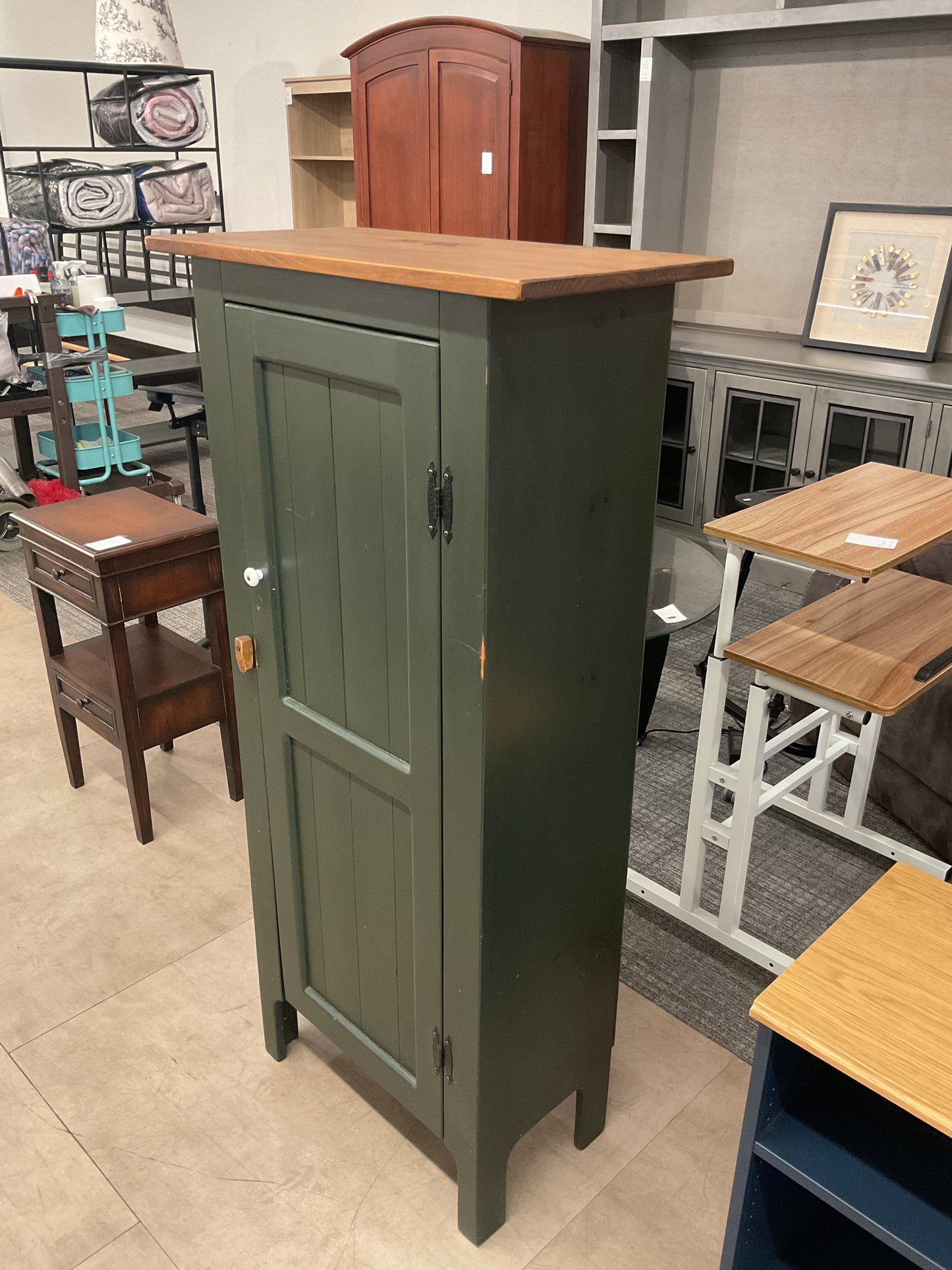 Thriller Cabinet