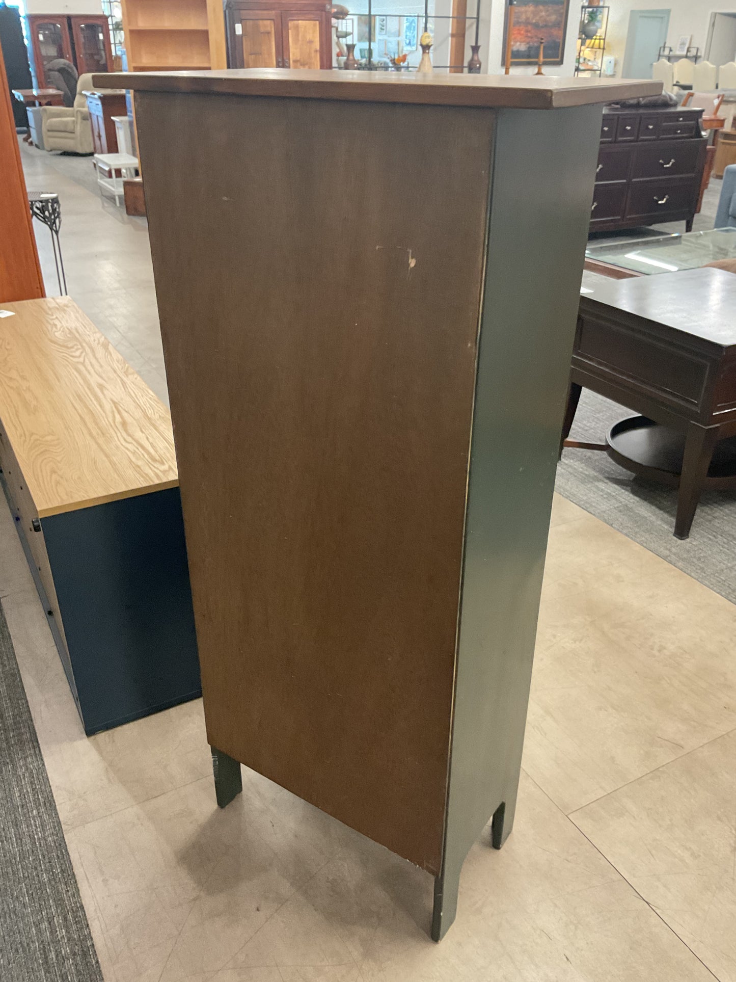 Thriller Cabinet