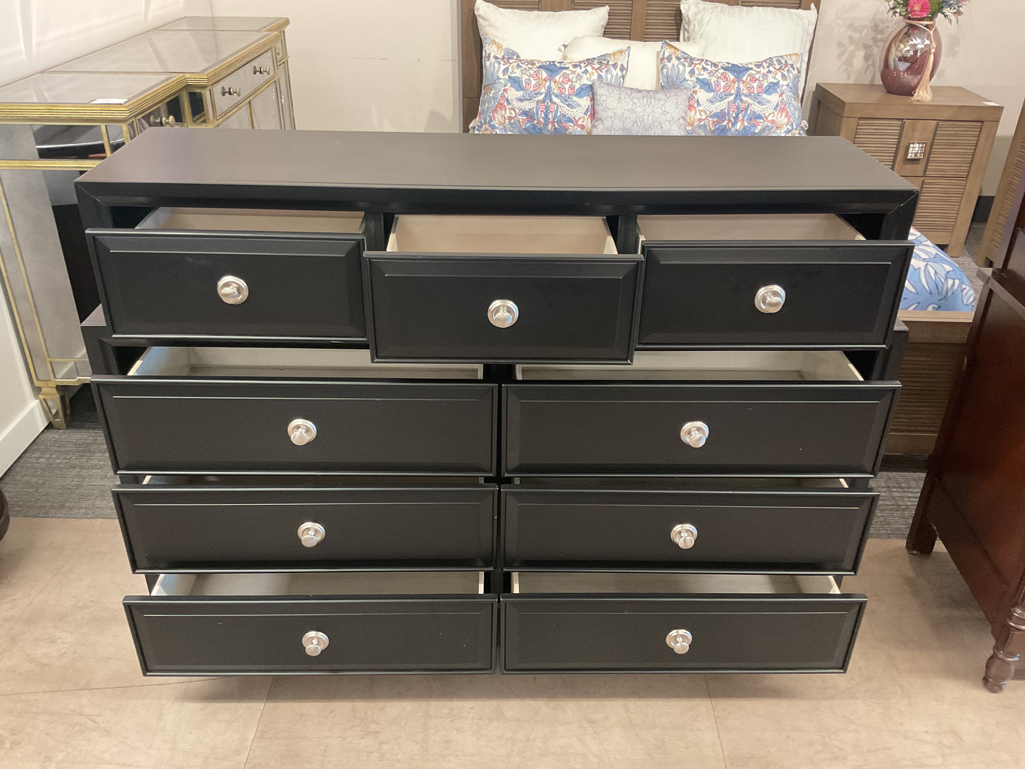 Darth Dresser