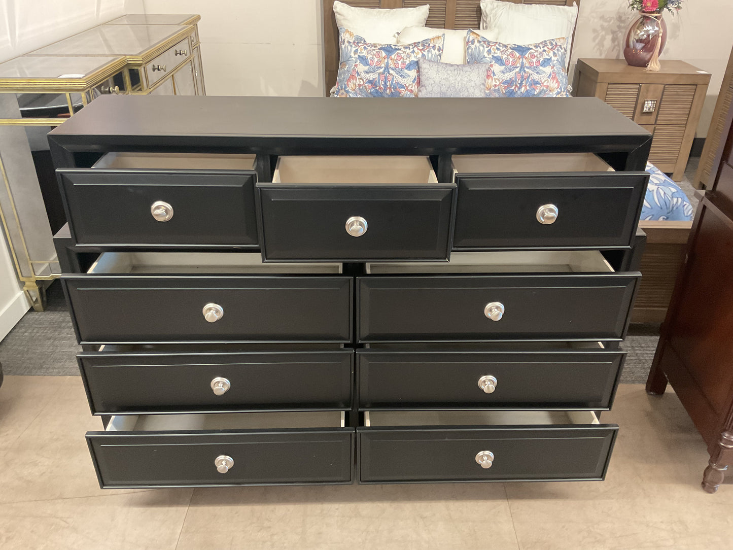 Darth Dresser
