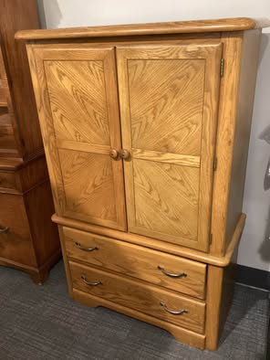 Movies And Chill TV Hutch