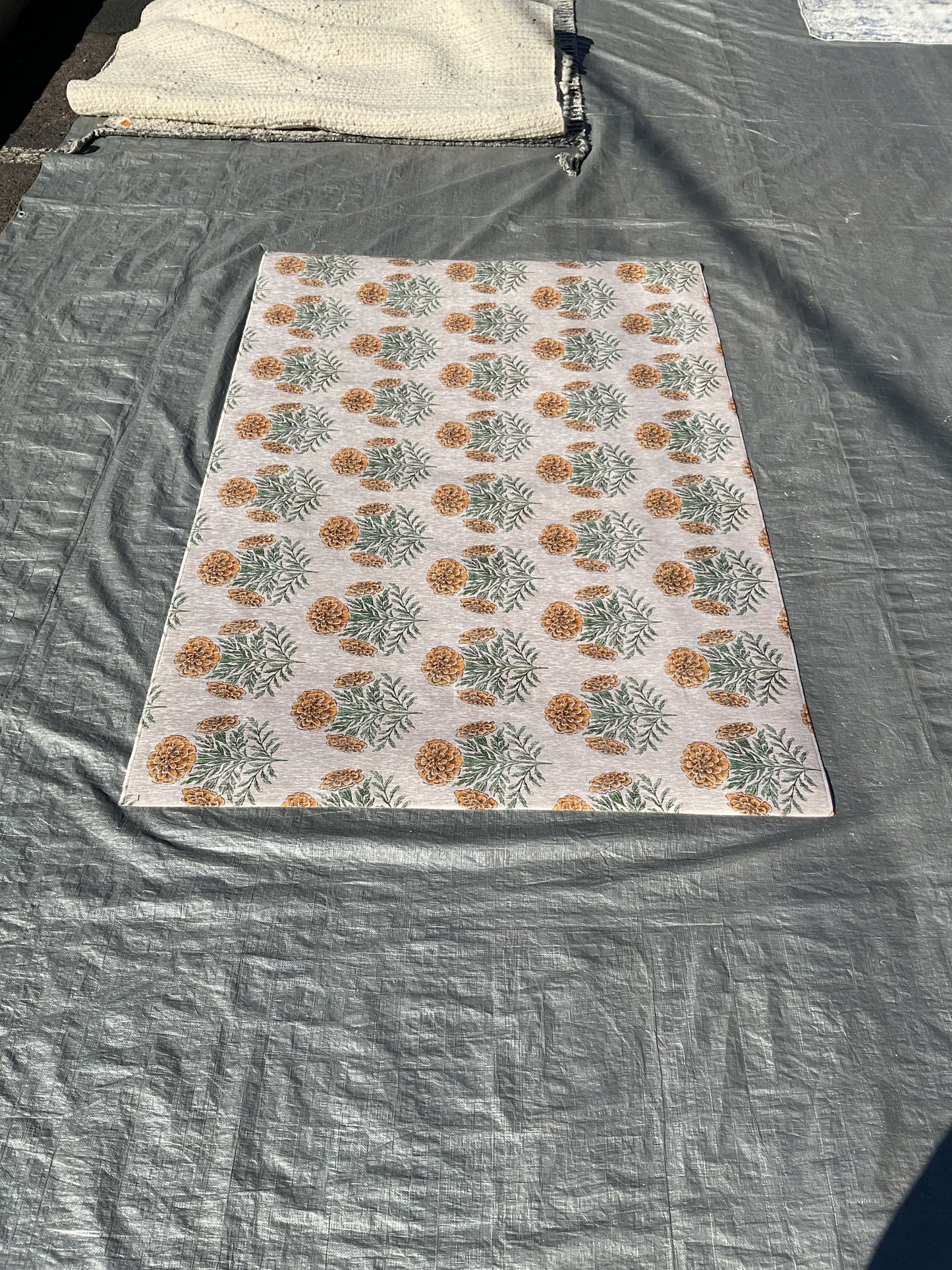 Sunshine Rug (R102)