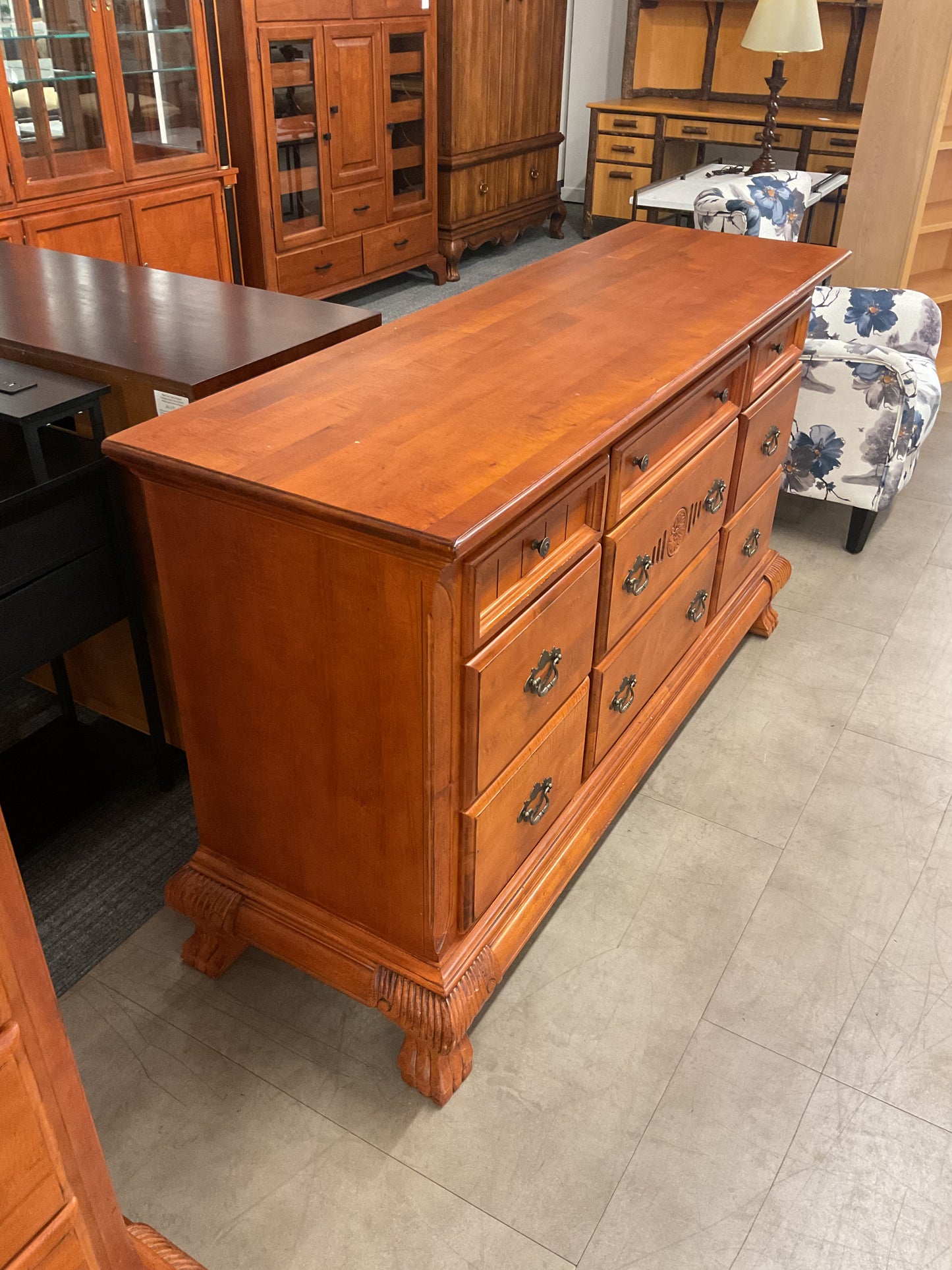 October Dresser
