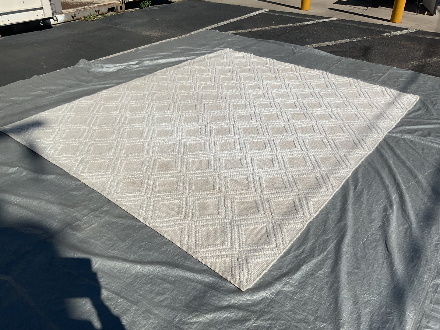 Diamond It Rug (R110)