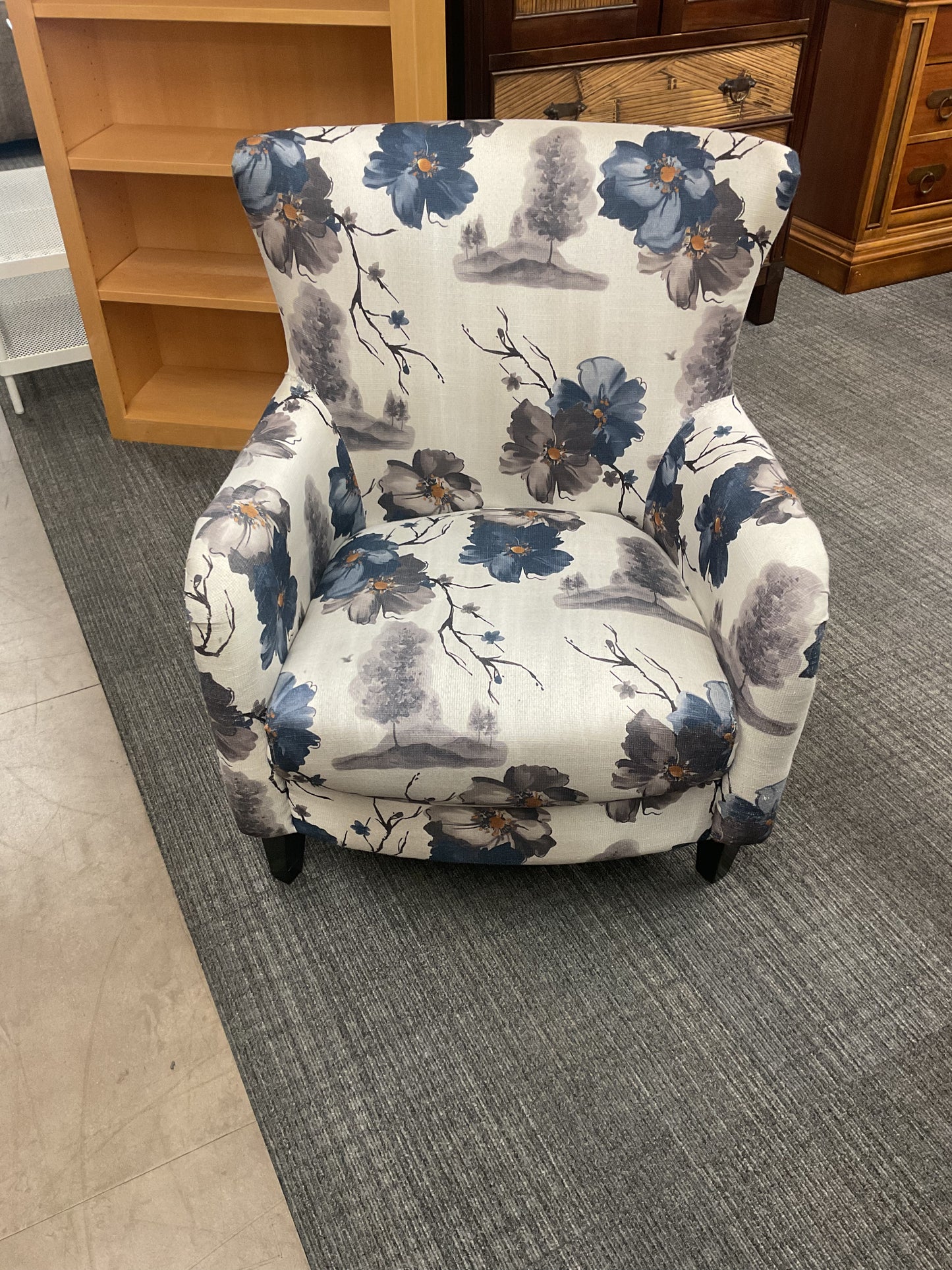 Shadow Chair