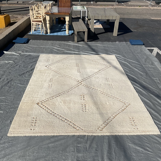 Double Diamond Rug (R113)