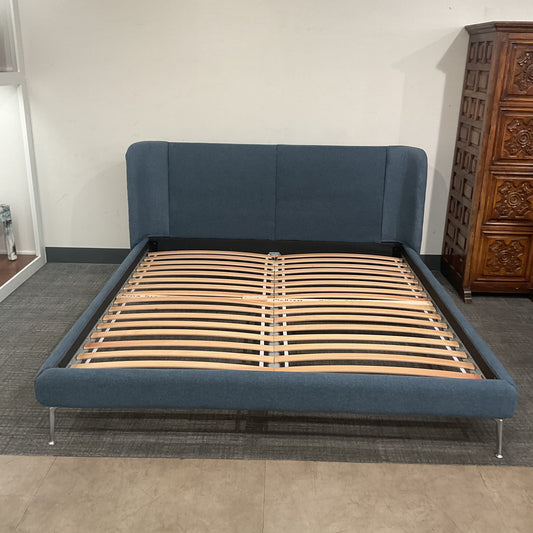 Snow King Bed Frame (B119)
