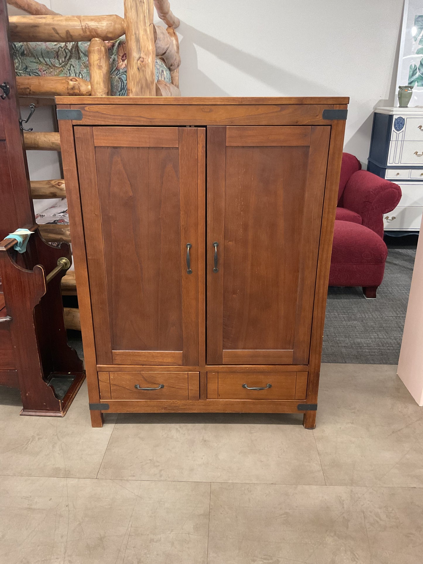 Entertainment Hutch