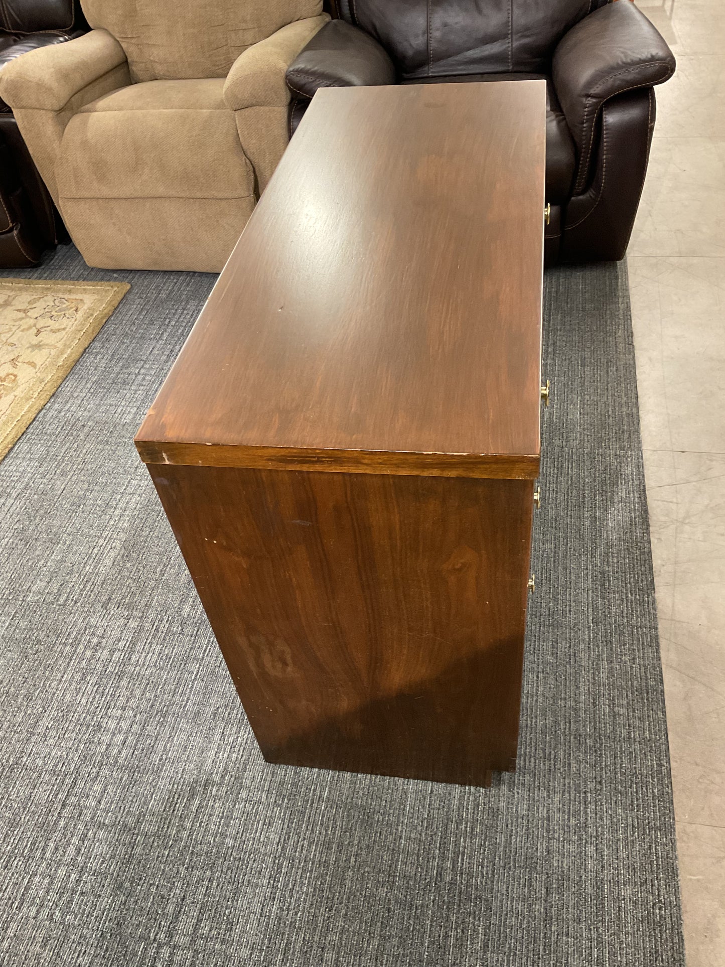 Golden Diamond Dresser