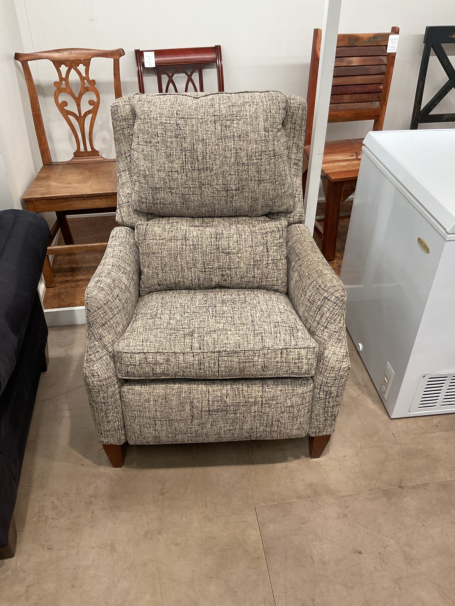 Now Lean Back Recliner