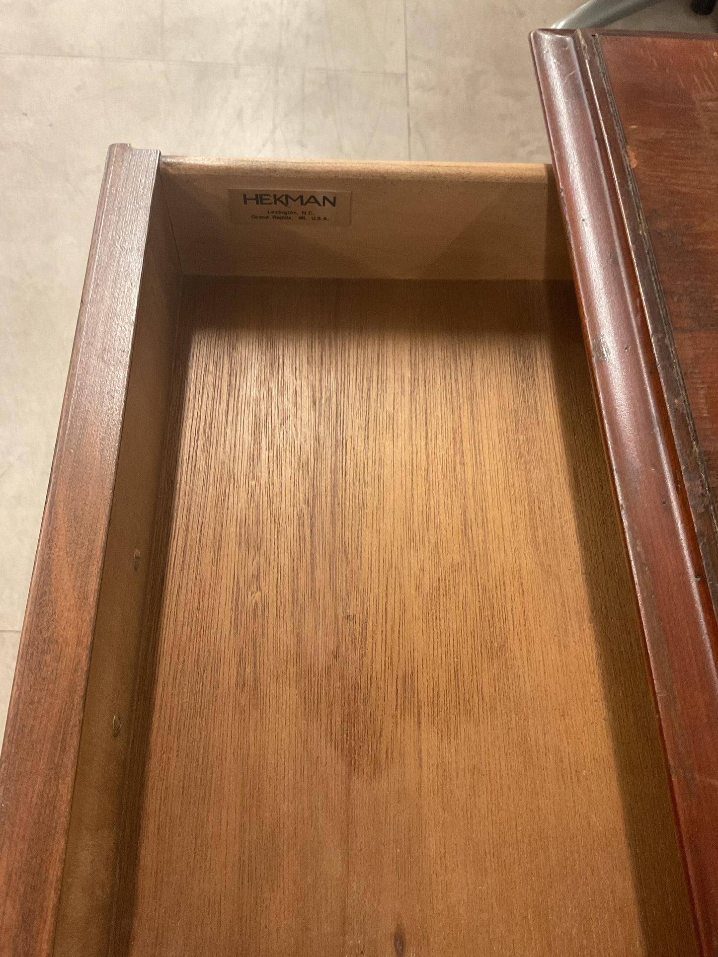 Skinny Legs End Table