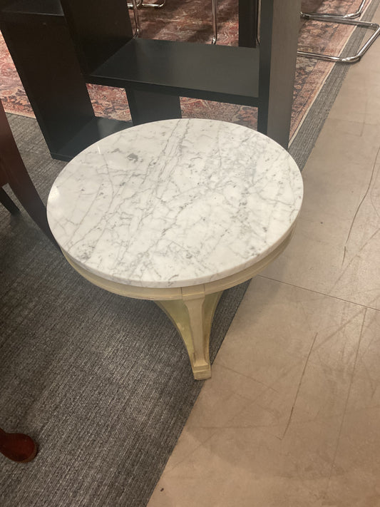 Moon Moon Moon Side Table