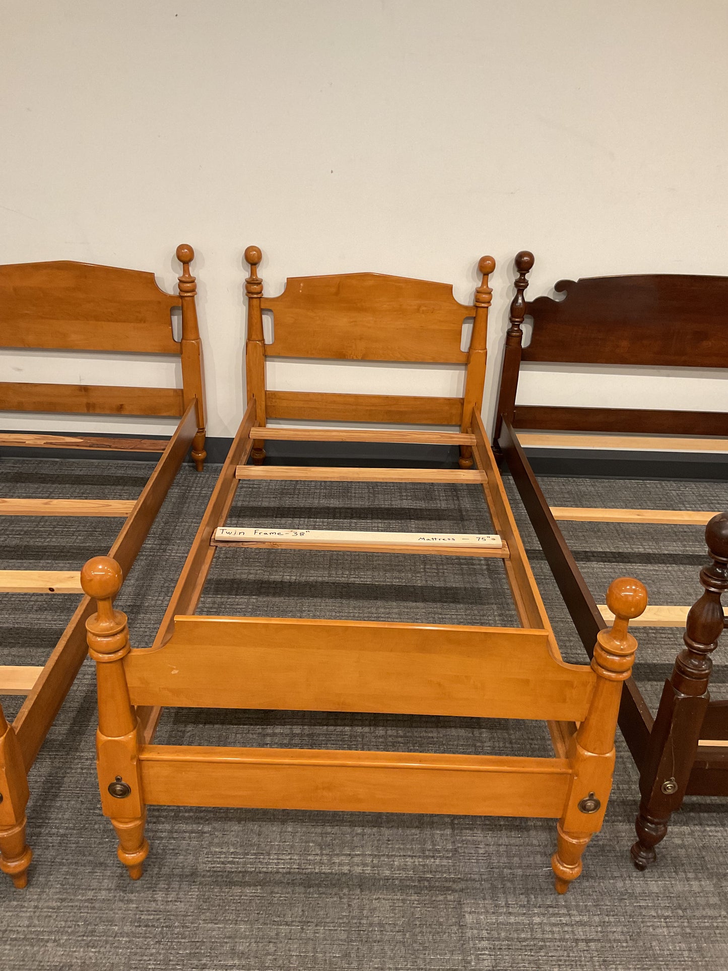 Twinzee XL BedFrame (A126)