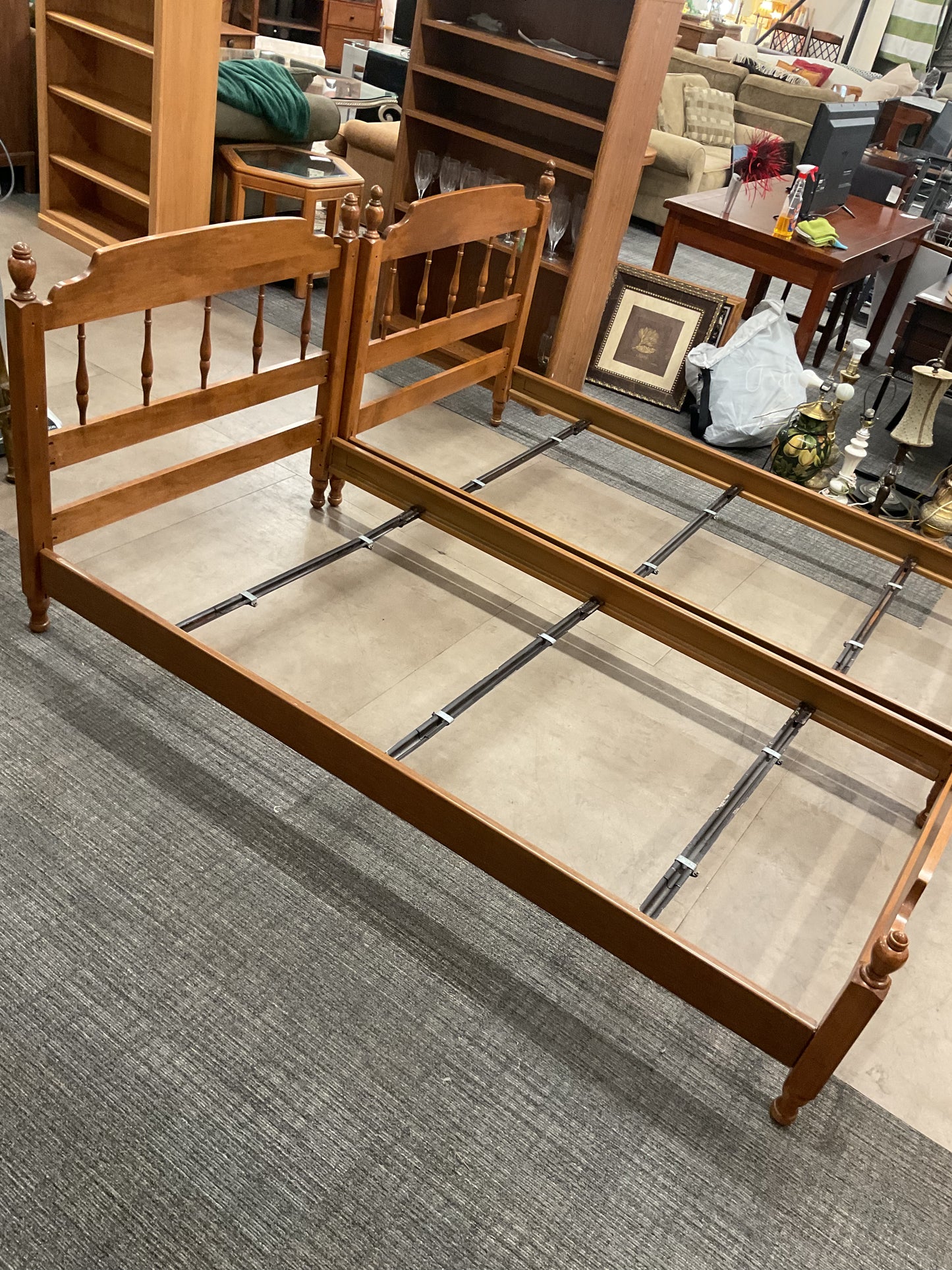 Tia Tamera Twin Frame Set (A43)