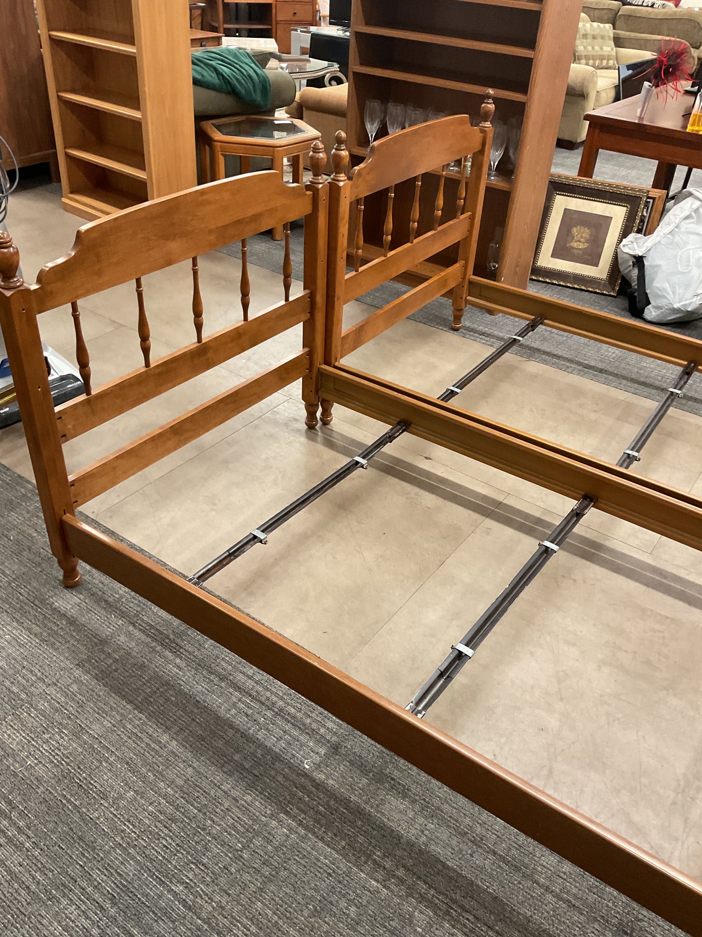 Tia Tamera Twin Frame Set (A43)