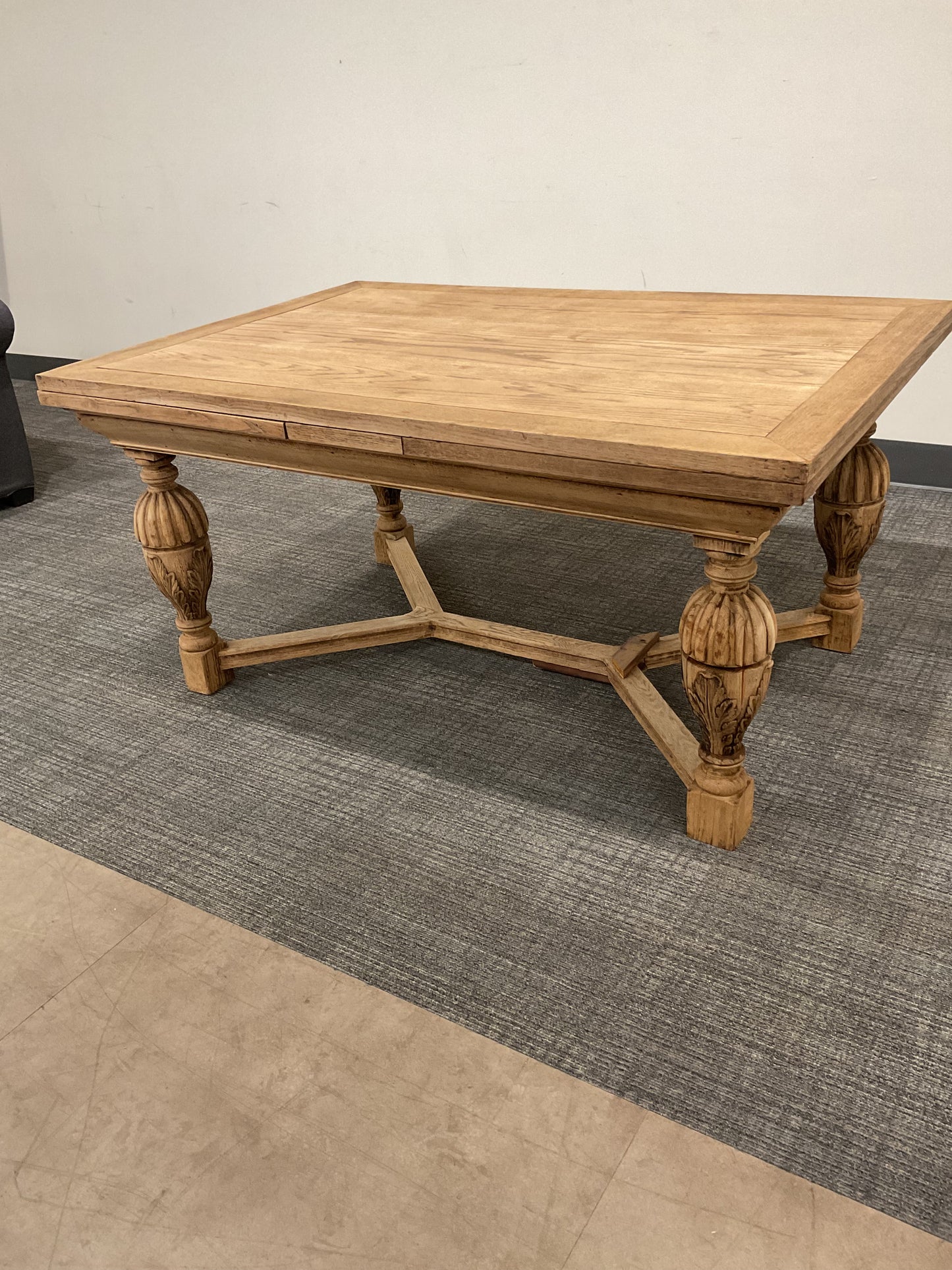 Criselia Dining Table