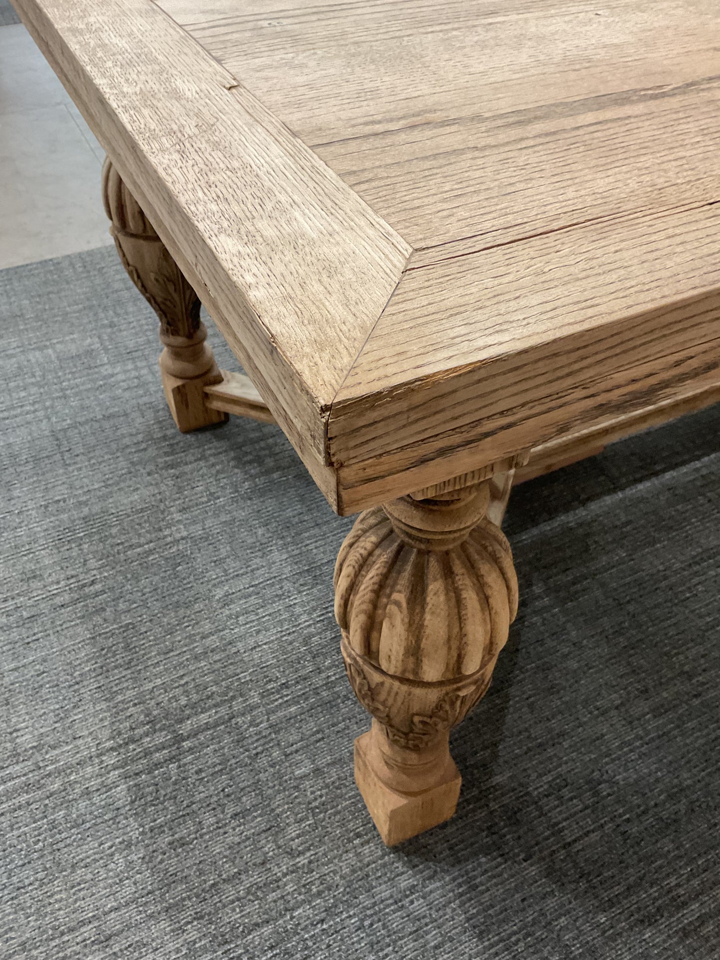 Criselia Dining Table