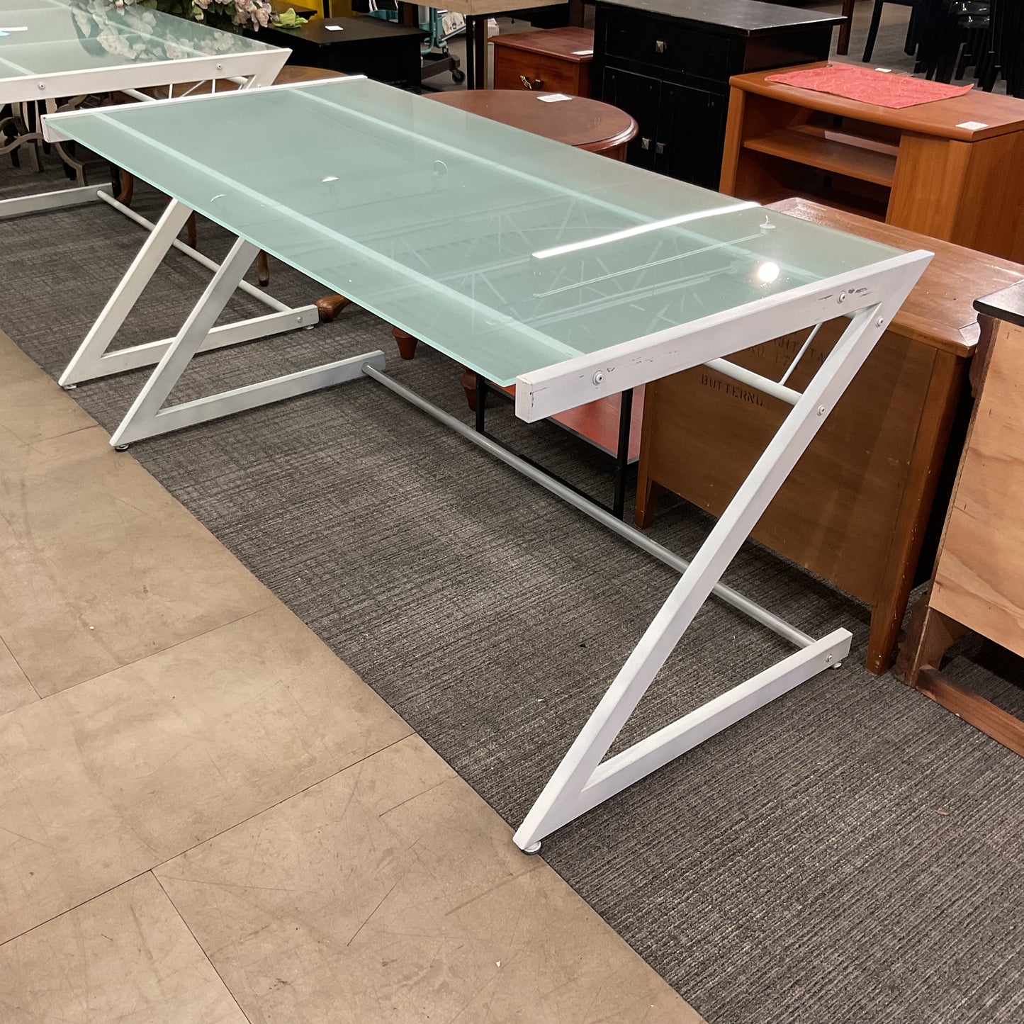 Z Frost Desk