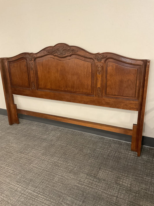 Stark Wolf King Headboard (A79)