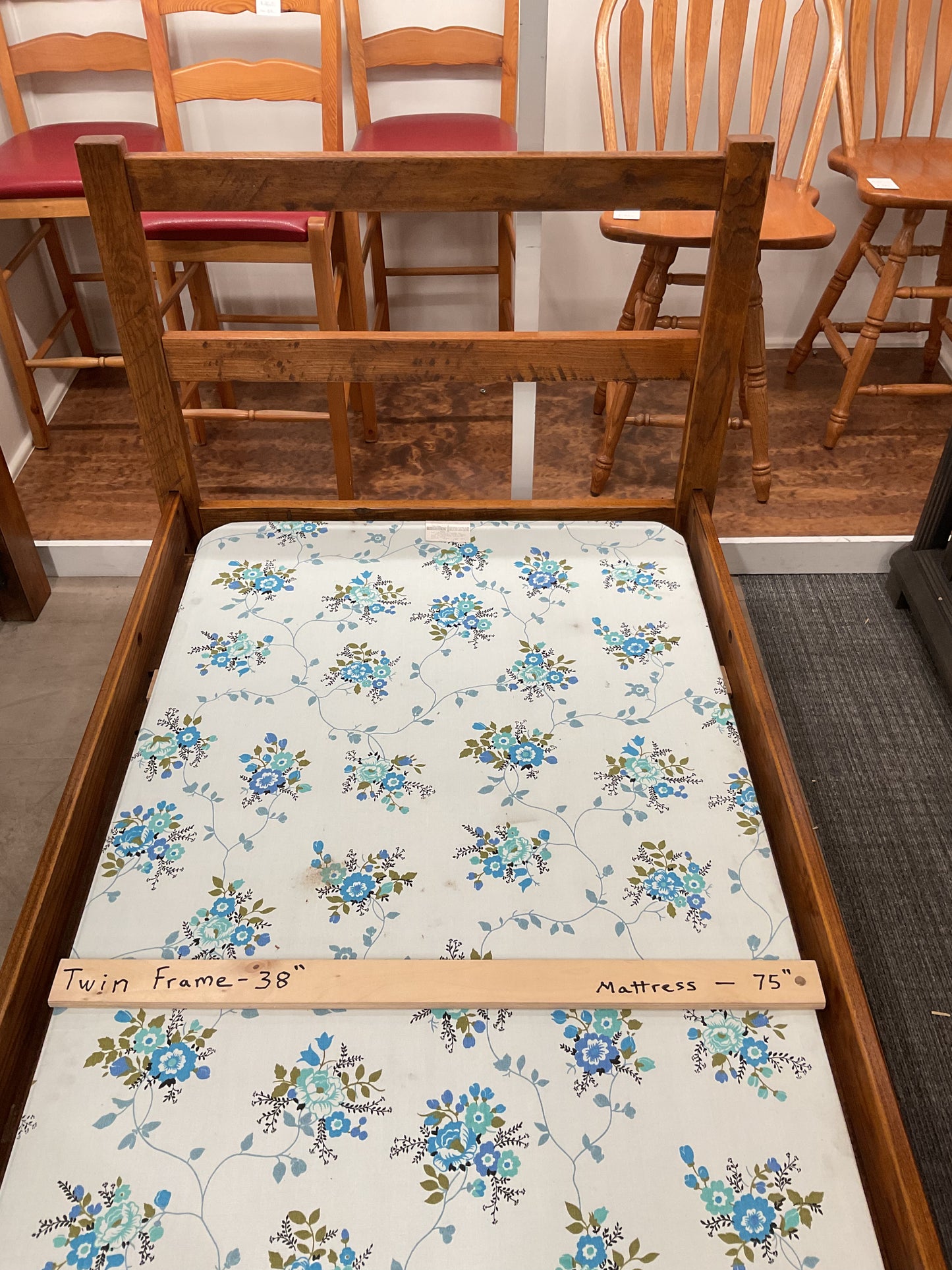Roll Bounce Twin Bed (G23)