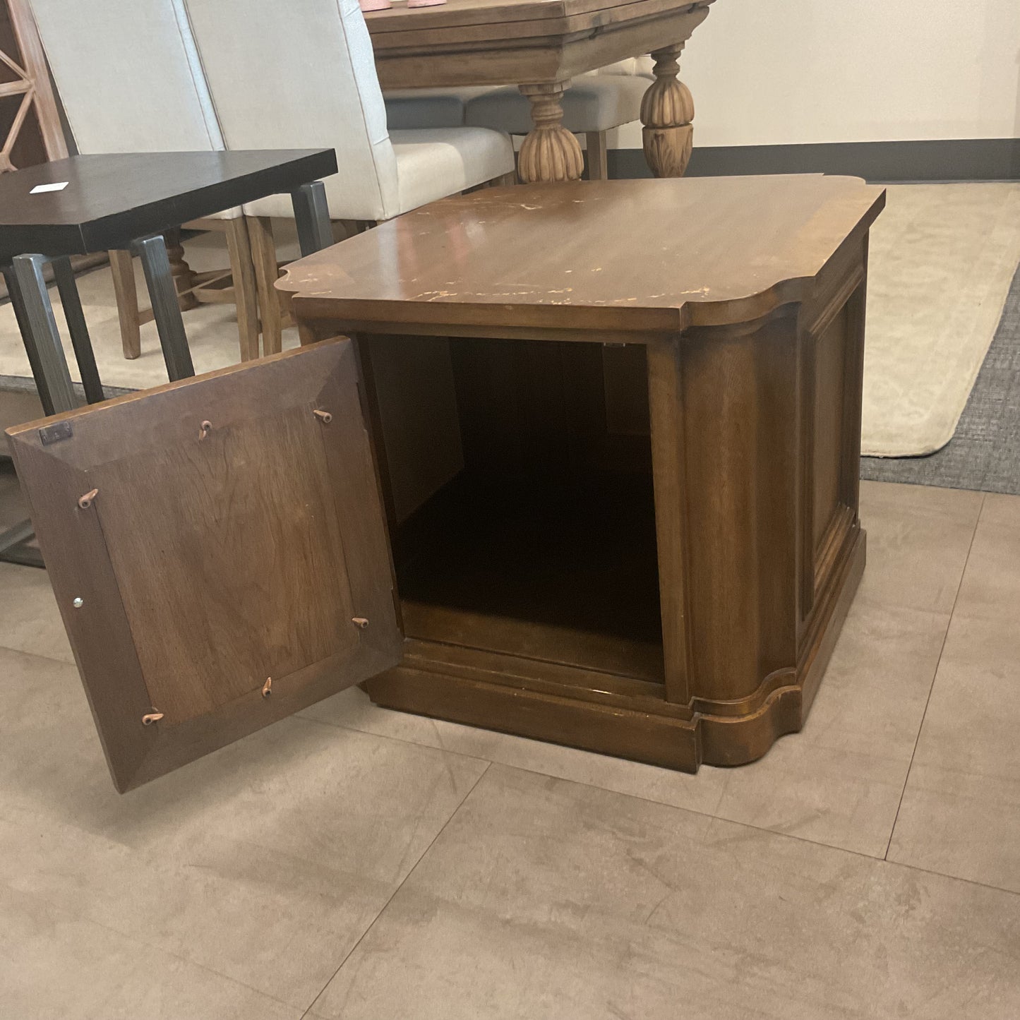 Adorned Side Table **wh