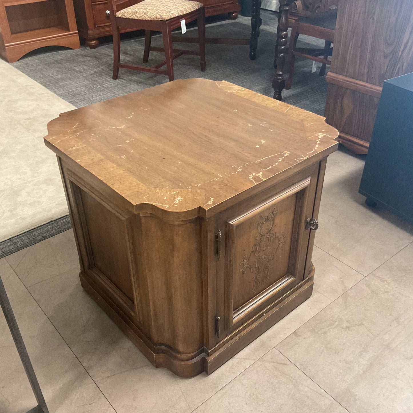 Adorned Side Table **wh