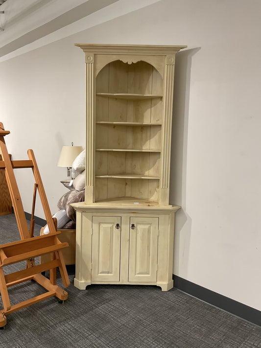 2-Piece Corner Column