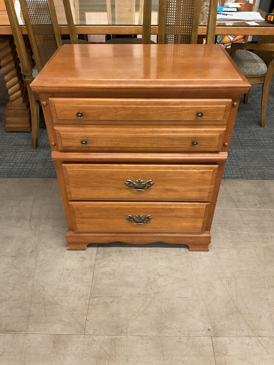 Thriving 30 Nightstand