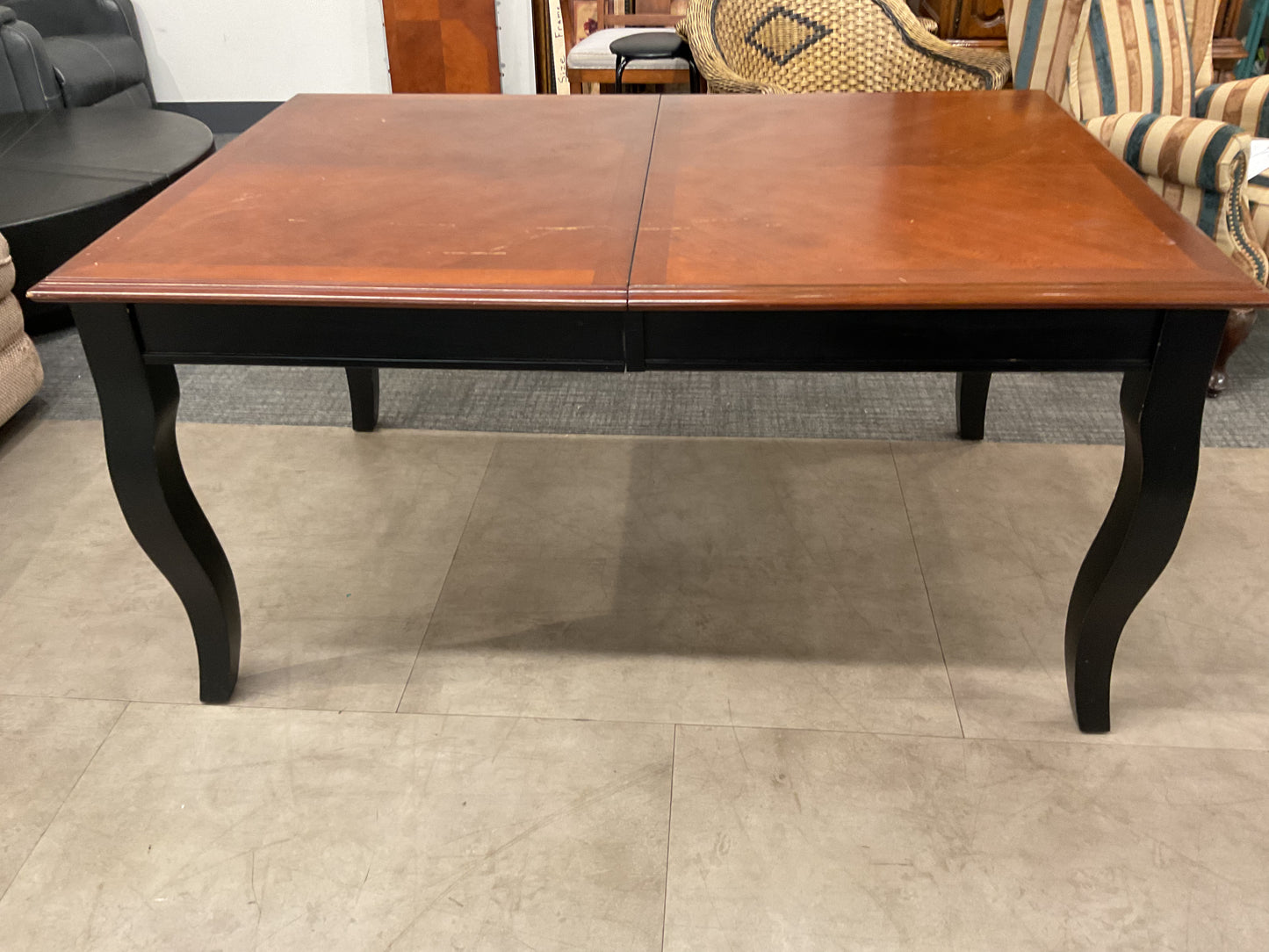 Curved Leg Dining Table