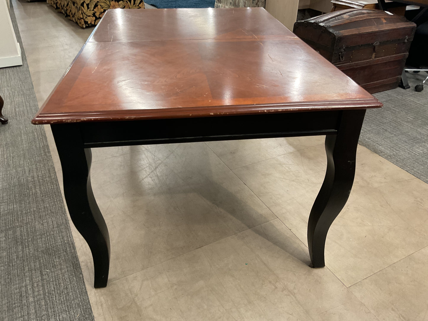 Curved Leg Dining Table